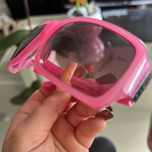 Ralph Lauren Sunglasses - Picture 6 of 11